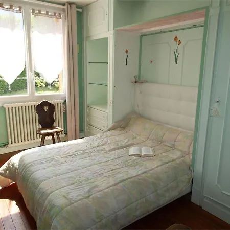Bagnères-de-luchon, 3 Pièces, 6 Personnes - Fr-1-313-177 *