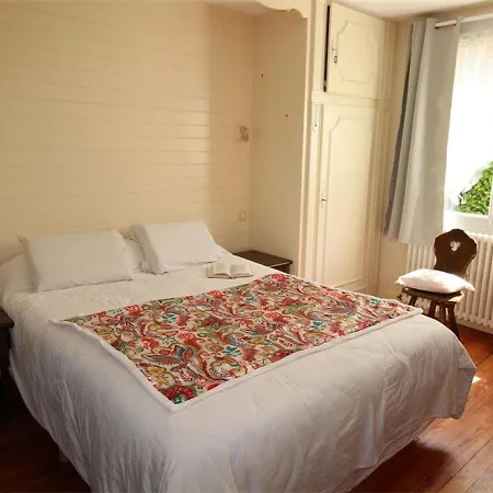 Bagnères-de-luchon, 3 Pièces, 6 Personnes - Fr-1-313-177 Appartement